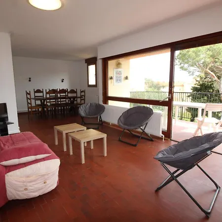 Pour 6 Avec Terrasse A Collioure, Proche - Fr-1-309-261 * Collioure