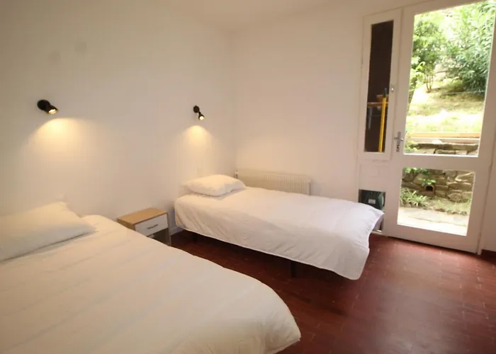 Pour 6 Avec Terrasse A Collioure, Proche - Fr-1-309-261 * Collioure